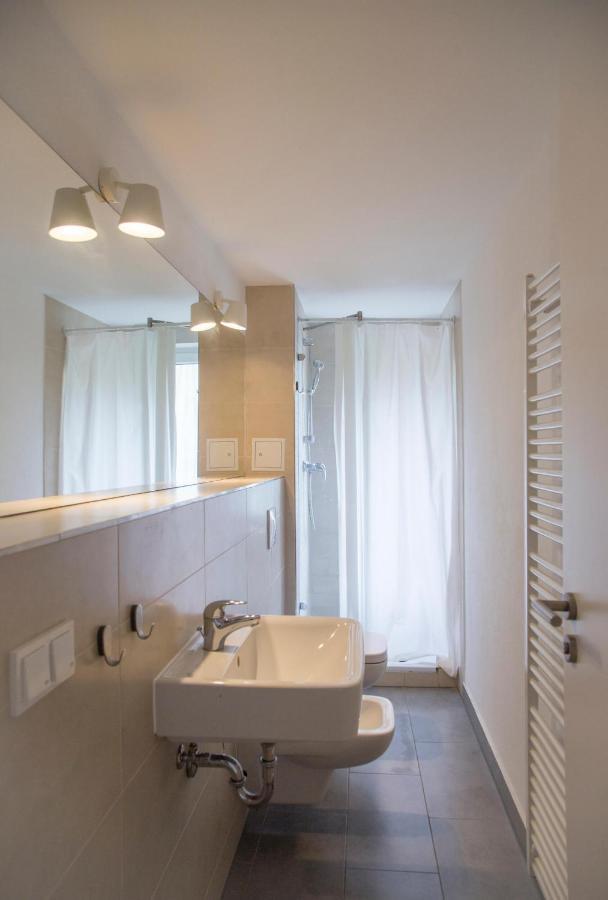 Madflats S-bahn Friedenau Appartement